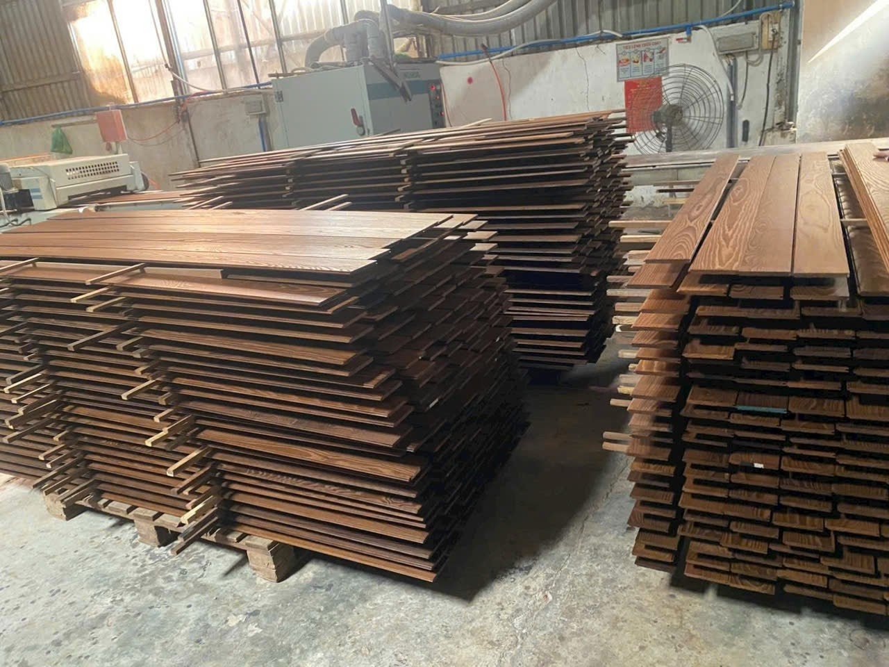 Gỗ Tần Bì (Ash)