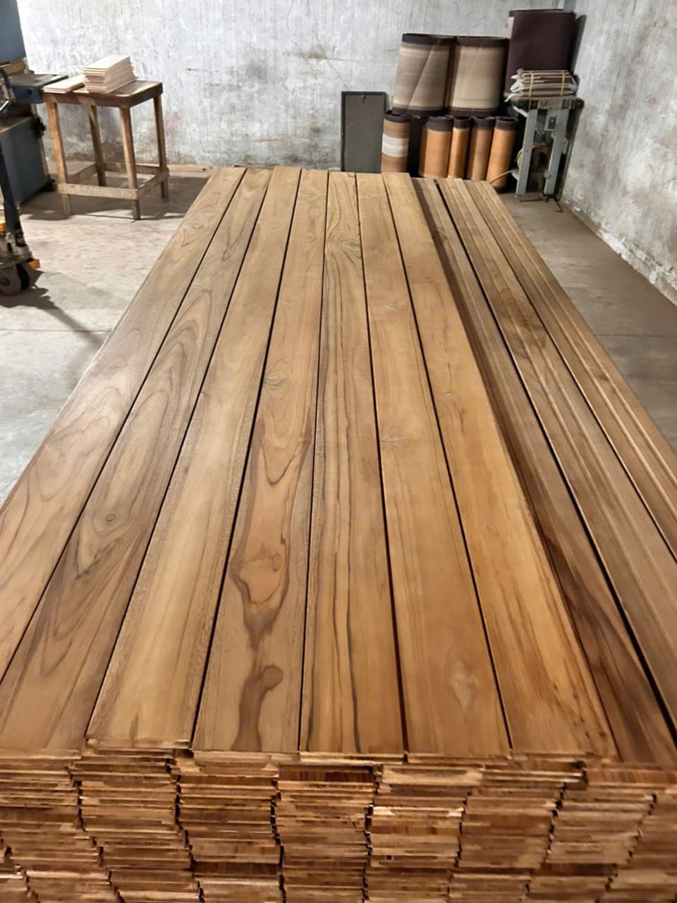 Gỗ Teak
